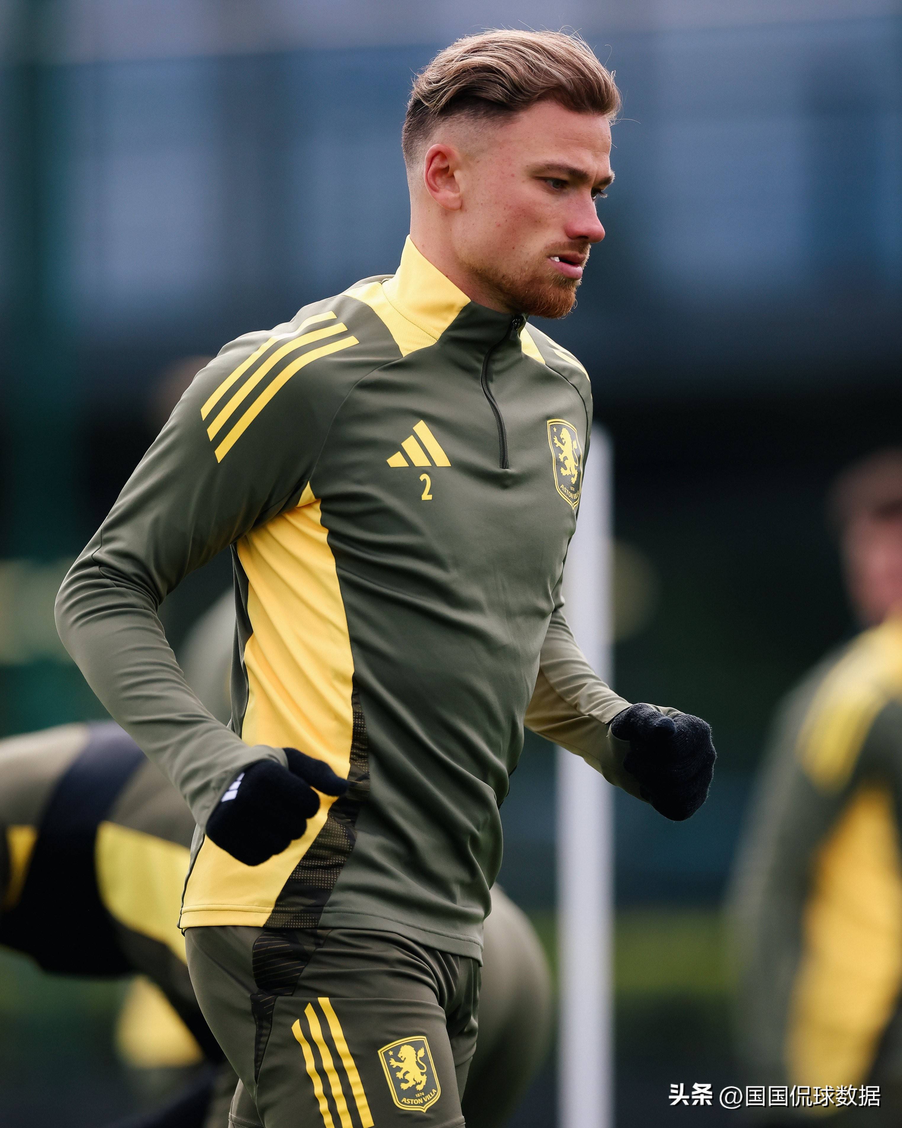 一号娱乐-包含今晨塞维利亚调整名单以备社区盾赛前阿斯顿维拉备战足总杯，这操作让人直呼：AC米兰围绕德甲战术微调的词条