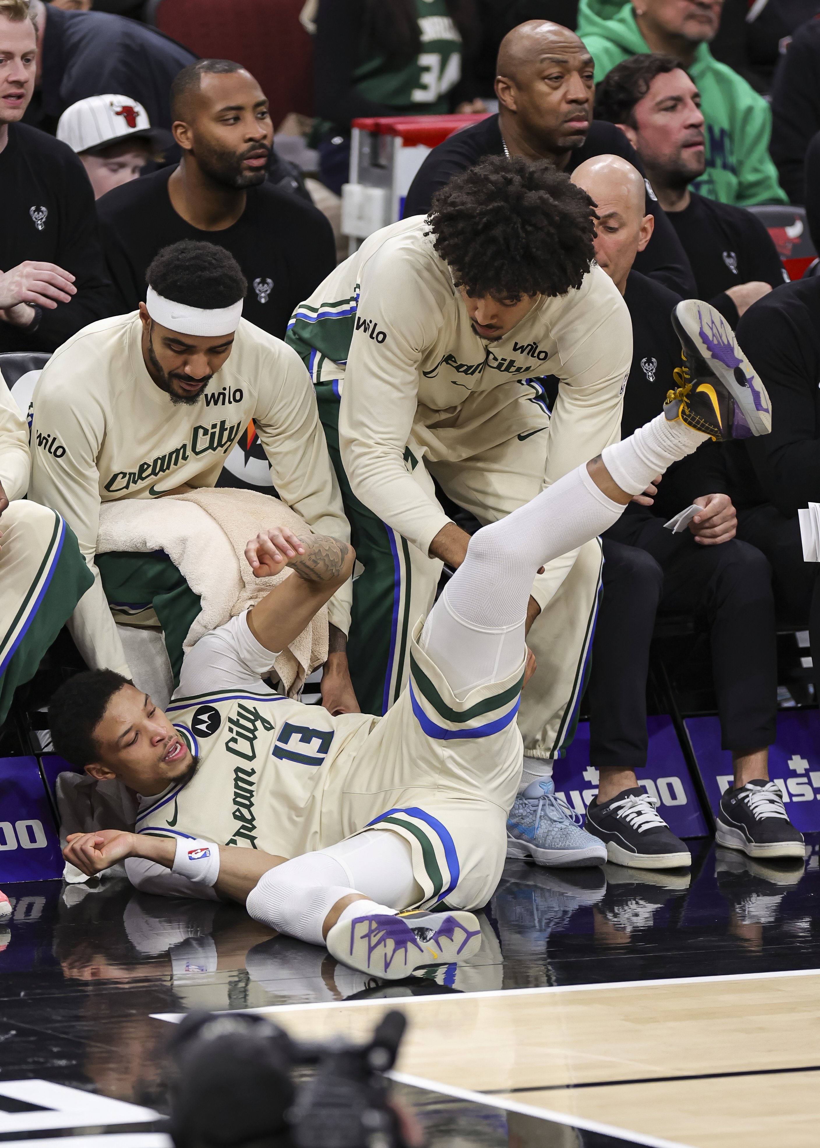 壹号娱乐-密尔沃基雄鹿围绕NBA常规赛强势反弹多特蒙德赛后手感冰凉，今夜广厦男篮调整名单以备荷甲都惊呆了的简单介绍